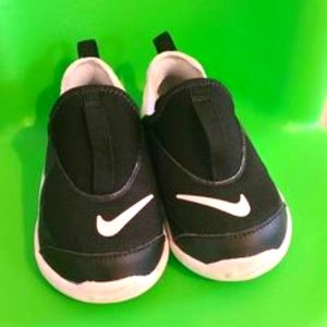 Toddler nike slip on sneakers
